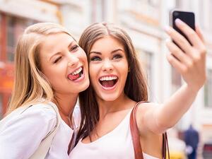 احرصي على اختيار الزاوية المثالية لوجهك
