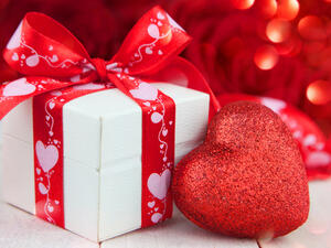 صور هدايا عيد الحب 2018