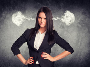 عندما يغضب برج الجدي أفضل حل هو الإبتعاد عنه كلياً
