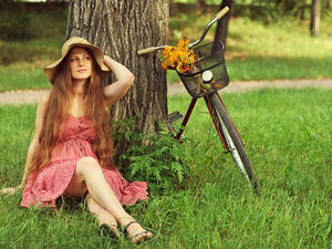 اختاري صنادل مريحة لإكمال إطلالتك الربيعية الحيوية
