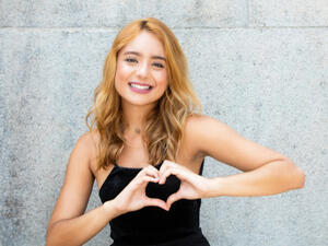 الزوجة من برج الجوزاء صادقة المشاعر وتحبّ بصدق