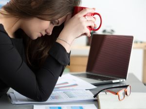 إذا كانت ساعات العمل طويلة تتطلب منك تناول وجبة الغداء في مكتبك