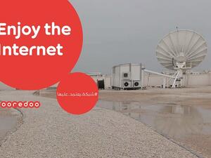 ما يزال هناك 18 فريق عمل من موظفي Ooredoo في صلالة يقومون بتشغيل المولدات وحل أي مشكلات تتعلق بالشبكة والتعامل مع أي أضرار قد تسبب فيها الإعصار.