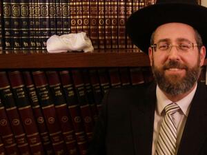 In his letter, the chief rabbi referred to recent cases of abuse within the Haredi community, which he termed "truly shocking." (Twitter)