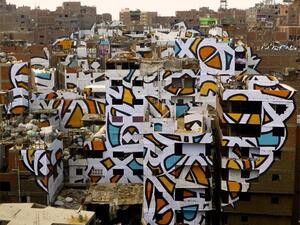 A spectacular view of eL Seed's work in Cairo. (Twitter)