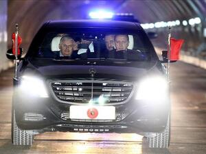 The president was the driver. His passengers were Prime Minister Binali Yildirim and Ahmet Arslan, transport and communications minister. The car departed from Harem on the European side and returned back to Harem. (Anadolu Agency)