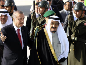 Turkey's President Recep Tayyip Erdogan (L) welcomes Saudi King Salman bin Abdulaziz Al Saud. (AFP/File) Turkey's President Recep Tayyip Erdogan (L) welcomes Saudi King Salman bin Abdulaziz Al Saud. (AFP/File)