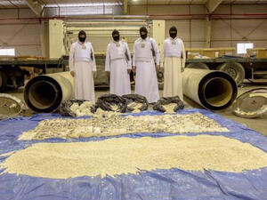 That's a lot of pills. (Twitter)