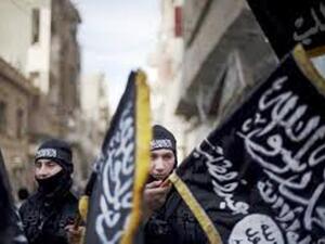 Sixteen Lebanese servicemen are still being held by Nusra Front. (AFP/File)