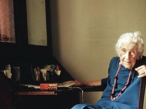 Agatha Christie (Twitter)