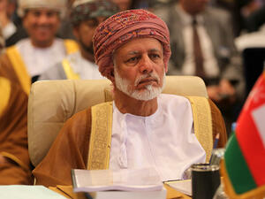 وزير الخارجية العماني يوسف بن علوي