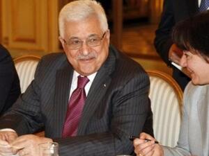 عباس خلال لقائه شخصيات يهودية في باريس الاحد