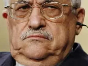 الرئيس محمود عباس يؤكد تمسك القيادة الفلسطينية بخيار التوجه إلى الأمم المتحدة من أجل نيل العضوية في الهيئة الدولية