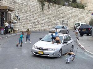 الفلسطينيون يتعرضون لاعتداءات متواصلة من قبل المستوطنين اليهود في الضفة الغربية