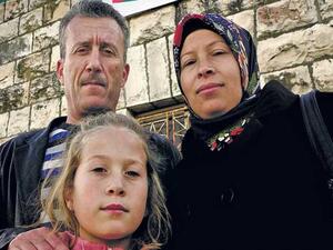 عائلة الطفلة الفلسطينية عهد التميمي