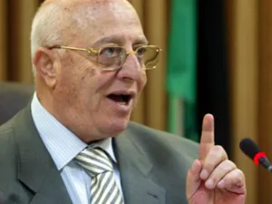 احمد قريع