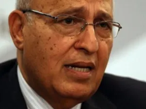شعث يقول أن النظام المصري الجديد أكثر قبولا لدى جميع الأطراف الفلسطينية
