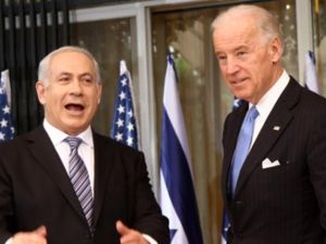 نتانياهو (يسار) وجو بايدن