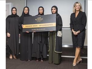 هلا القرقاوي، مديرة تحرير مجلة زهرة الخليج وفاطمة المضرب وروضة الشعفار وبثينة المري وليندا سيليستينو، نائب الرئيس لشؤون تطوير وتقديم تجارب الضيوف