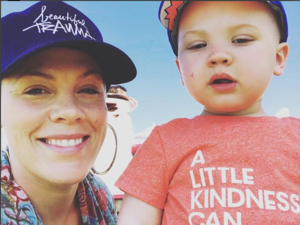 (Intagram: @Pink)