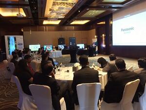 سلّطت الندوة الضوء على العدد الكبير من عروض التكنولوجيا التي تقدمها شركة ’باناسونيك‘ لقطاع الأعمال المباشرة بين الشركات
