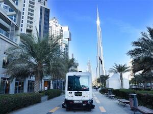 The vehicles will use smart traffic signals as crossings between the Dubai Mall and Boulevard areas (GB)