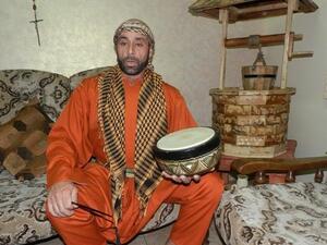 مسحراتي مدينة "عكا" الفلسطينية مسيحي