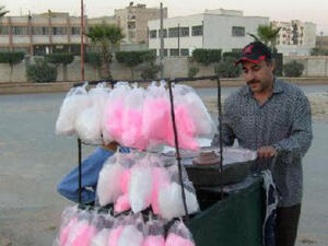 «غزل البنات»  من سمات ليالي رمضان في مصر