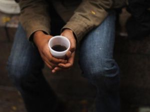 Can you taste that? It's not a love potion- a young Jordanian girl poison her unwanted fiancé with a cup of coffee. 