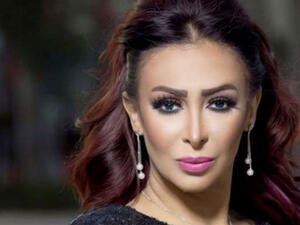 شاهيناز