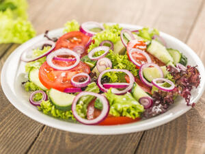 سلطة الربيع