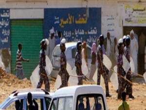 اعتقال "محتجين ضد الغلاء" في السودان

