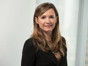 سامانثا بارتل الشريك والمدير التنفيذي في إنستنكتف بارتنرز الشرق الأوسط