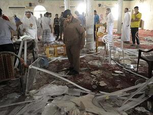 Saudi police survey the aftermath of the Al-Asir mosque bombing in August 2015. (AFP/File) Saudi police survey the aftermath of the Al-Asir mosque bombing in August 2015. (AFP/File)