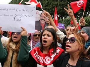 Tunisians have taken to the streets in anti-government protests in recent days (AFP Photo)