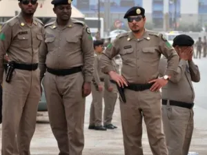 رجال امن سعوديون