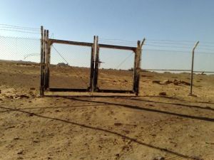 الشبوك: مساحات واسعة من الاراضي يتم الاستيلاء عليها وتسيجها بالشبك