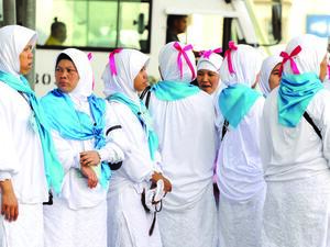 Indonesia is reviewing 906 Umrah tour operators currently registered with the authorities. (AFP/ File Photo)