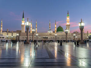 In an another development, pilgrims and visitors broke the fast on the first day of Ramadan at the Prophet’s Mosque. (shutterstock) 