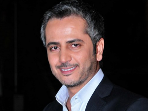 Saudi TV host Saud al Dosari has passed away from a sudden heart attack in France. (S.alriyadh.com)