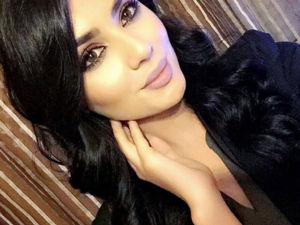 TV host Lina Qishawi posted a cutsie photo with her mama in celebration of Mother's Day. (Instagram)