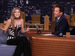 The 21-year-old model looked fabulous in a black and white ensemble. (Instagram)