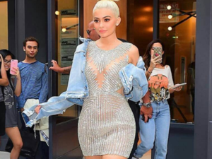 Kylie Jenner in designer Yousef AlJasmi's dress. (Instagram)
