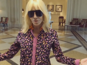 Donatella at her hotel in Dubai earlier today. (Instagram)