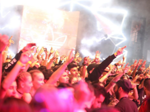 Sole DXB brings together a spectrum of creatives and brands to hosting key music, basketball, streetwear, and art figures. (Scoop Empire)