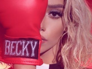 What's the message behind Balqees's look? (Instagram)