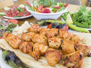 تتبيلة الشيش طاووق