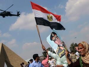  السيسي "أصدر قرارا جمهوريا بالعفو عن 332 محبوسا من الشباب والحالات الصحية 