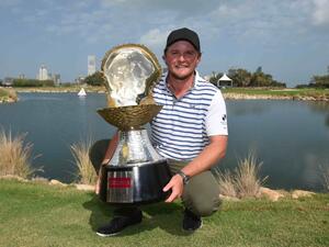 England’s Eddie Pepperell claimed his first European Tour title in his 129th start after a dramatic conclusion to the Commercial Bank Qatar Masters.