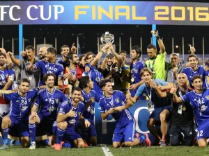 Iraq's Air Force Club players celebrate after beating India's Bengaluru FC to win the AFC Asian Cup football final at the Qatar Sports club in Doha, on November 5, 2016.
KARIM JAAFAR / AFP